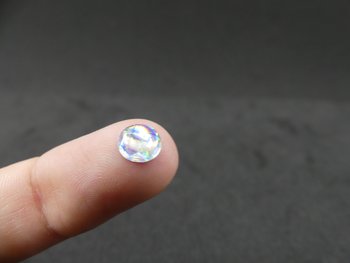 Shiny clear pearl 50 pc - 5 or 6 mm