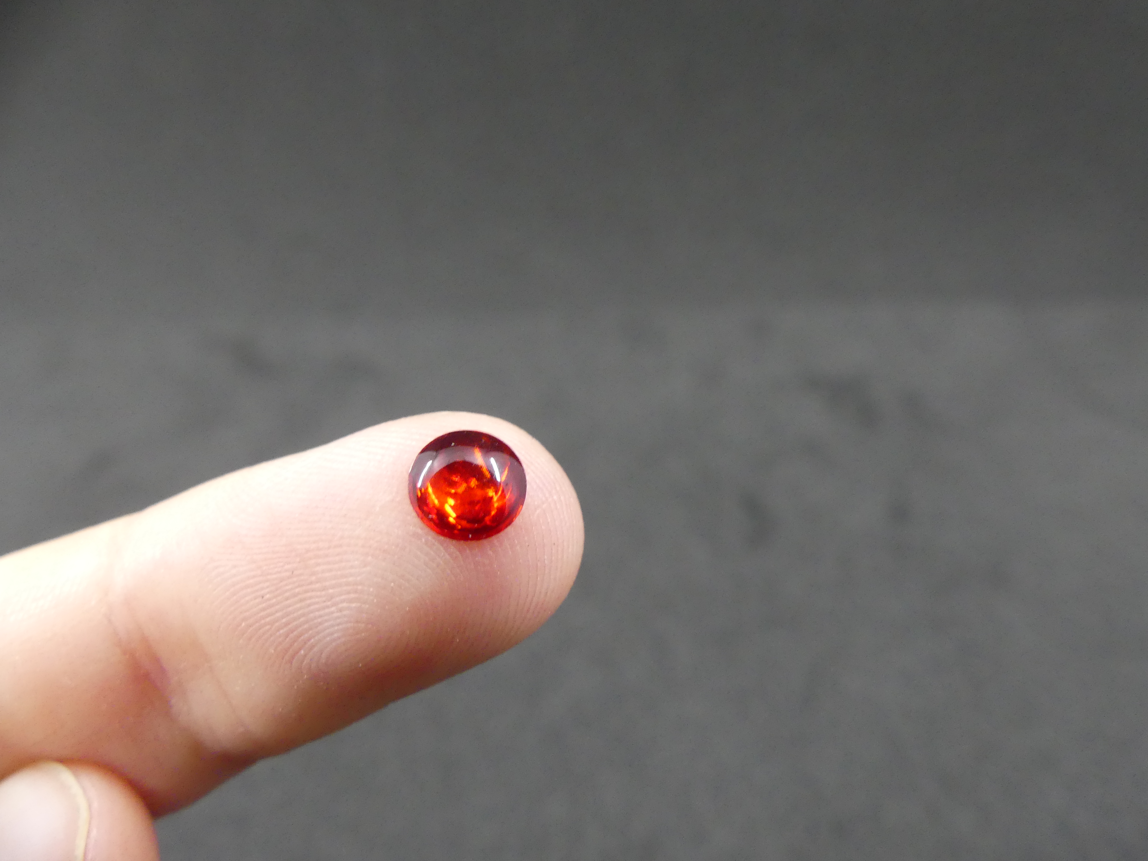 Shiny Ogen rood 50 st - 5 of 6 mm