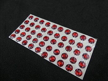 Shiny Eyes red 50 pc - 5 or 6 mm