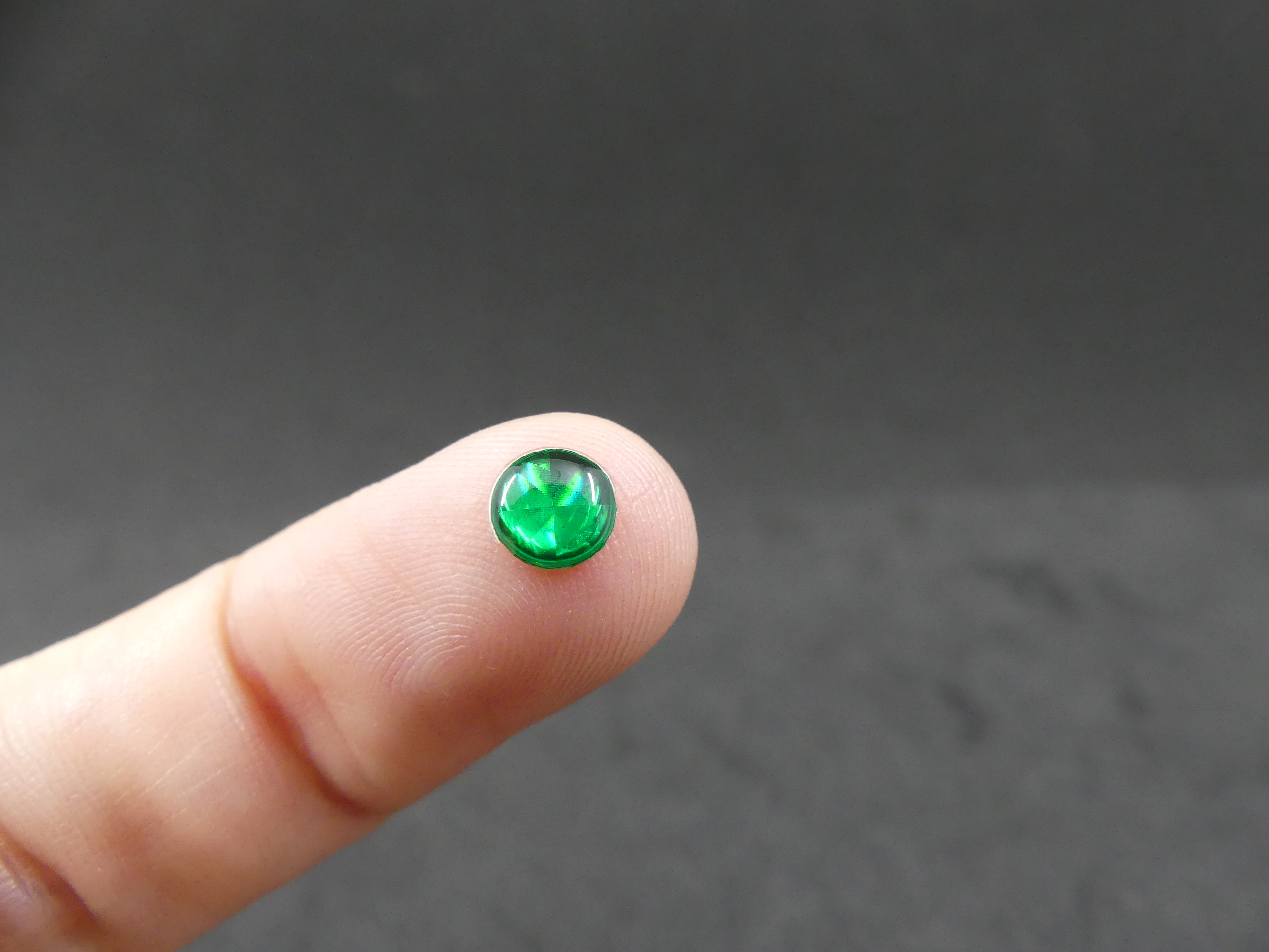 Shiny Ogen groen 50 st - 5 of 6 mm