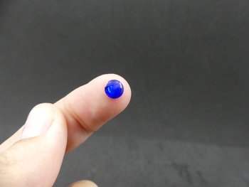 Shiny Eyes blue 50 pc - 5 or 6 mm