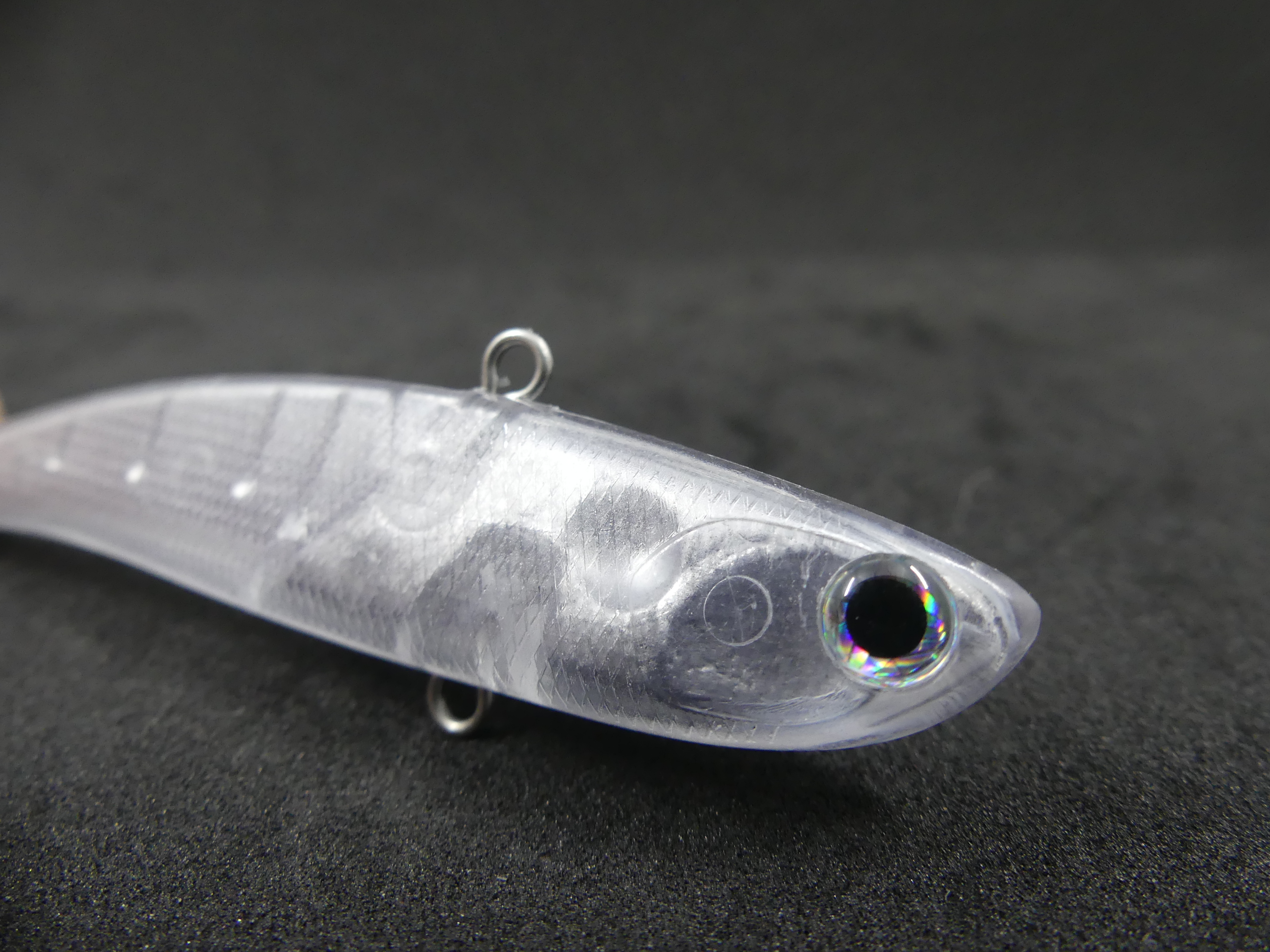 Vibration lure 8 cm - 15 grams incl eyes - 2