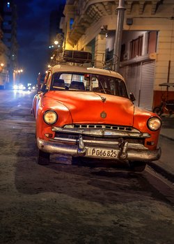 Poster Havanna car night by Mujo