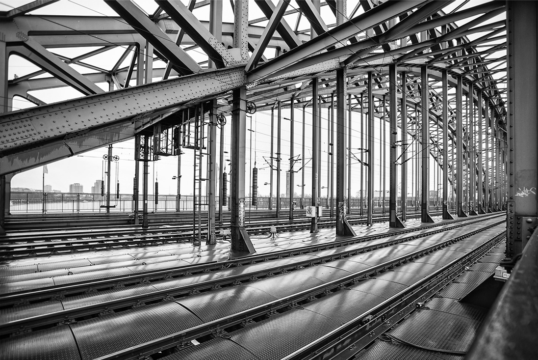 Poster Hohenzollern Bridge i Köln by Mujo - 3