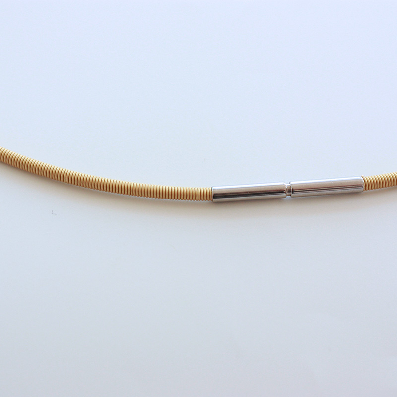 Kedjor - Spiralfjäder - halsband i nylon - 6