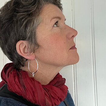 Hoop earrings in silver