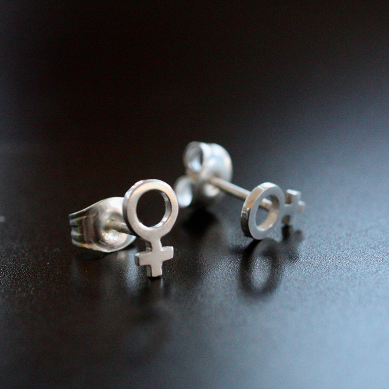 Kompass - mini venusörhängen i silver