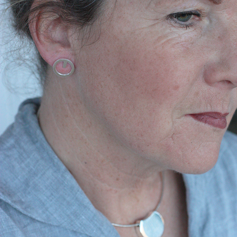 Cirkel - sterling silver stud - 2