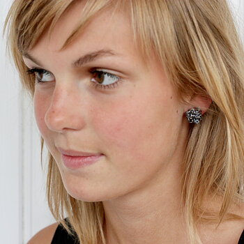 Kuling - sterling silver earring on a pin