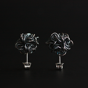 Kuling - sterling silver earring on a pin
