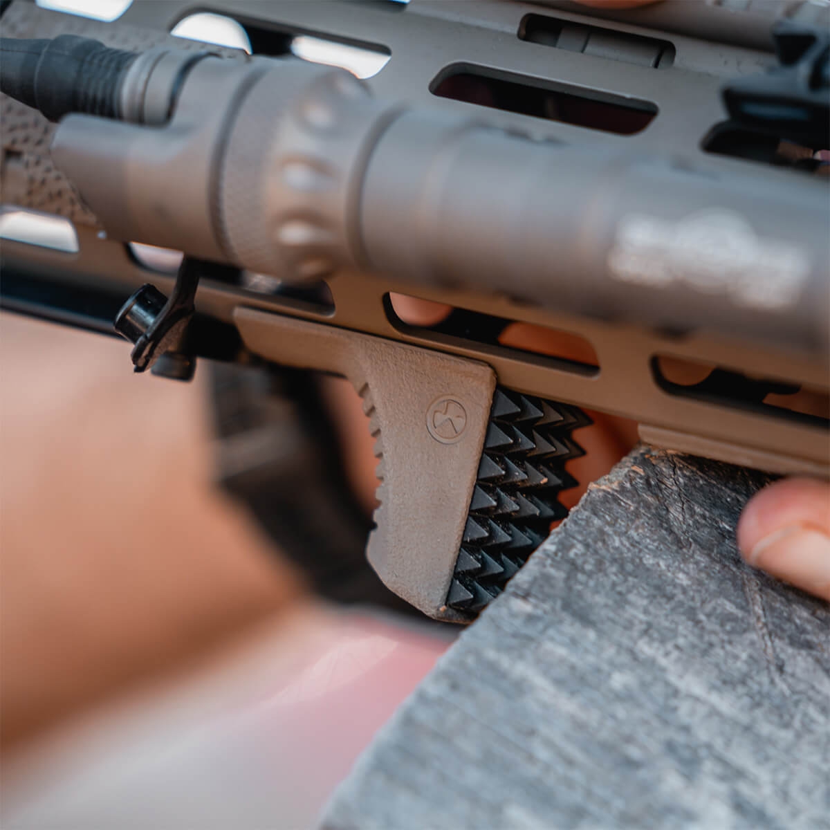 Magpul Barricade Stop – M-LOK FDE - 2