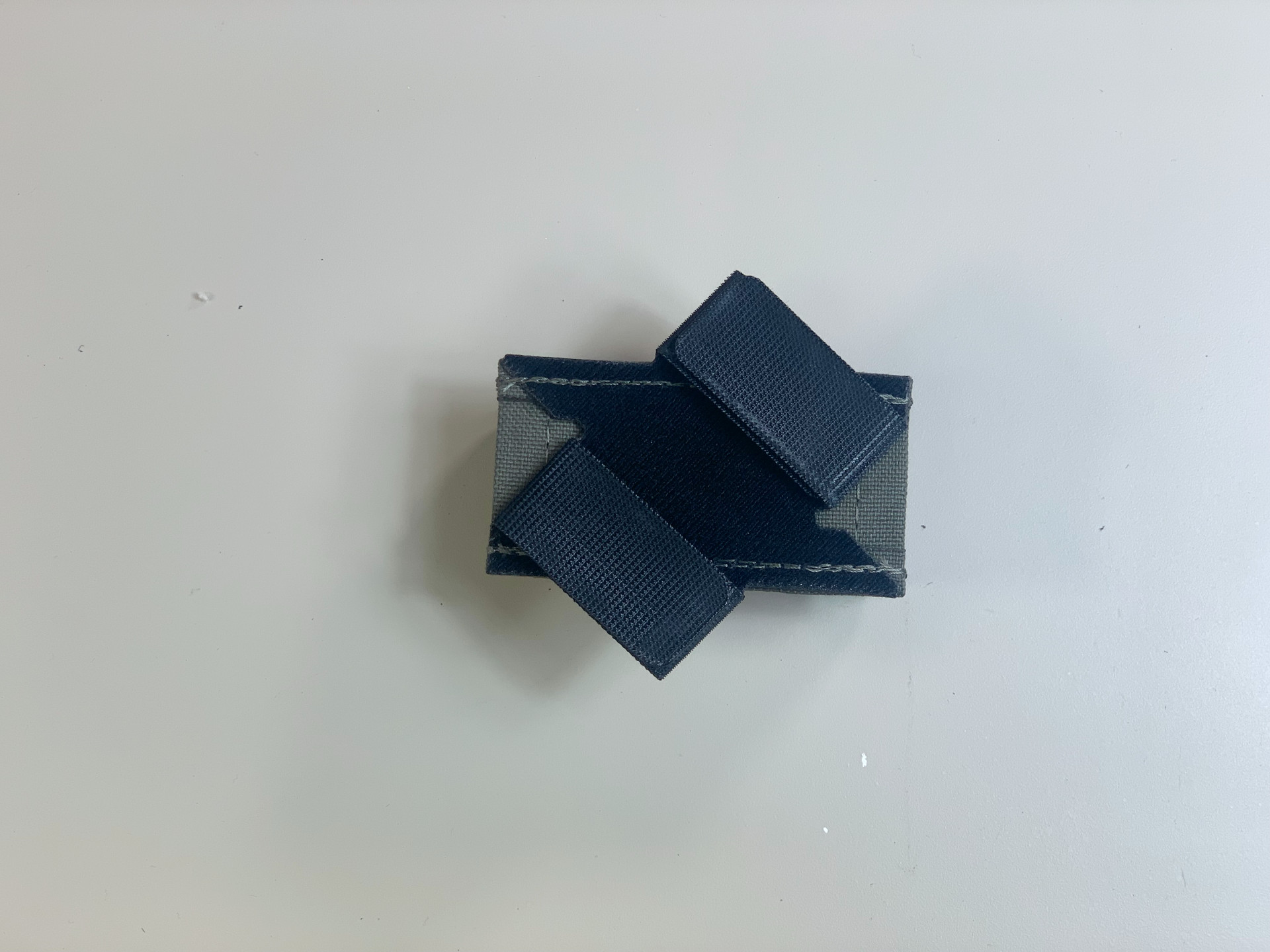 Esstac - Magnet 40° Angled Single Pistol KYWI - 5