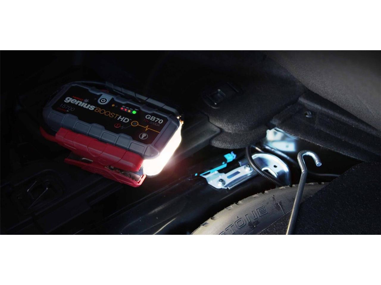 NOCO GB70 Battery Jump Starter Lithium 12V 2000A - 4