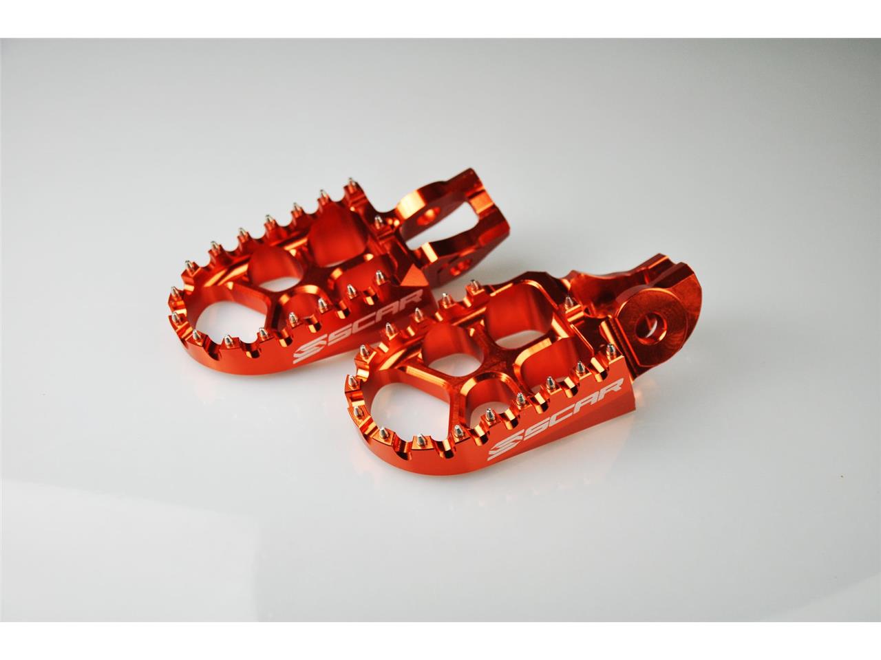Scar EVO orange fotpinnar Husqvarna KTM GasGas 