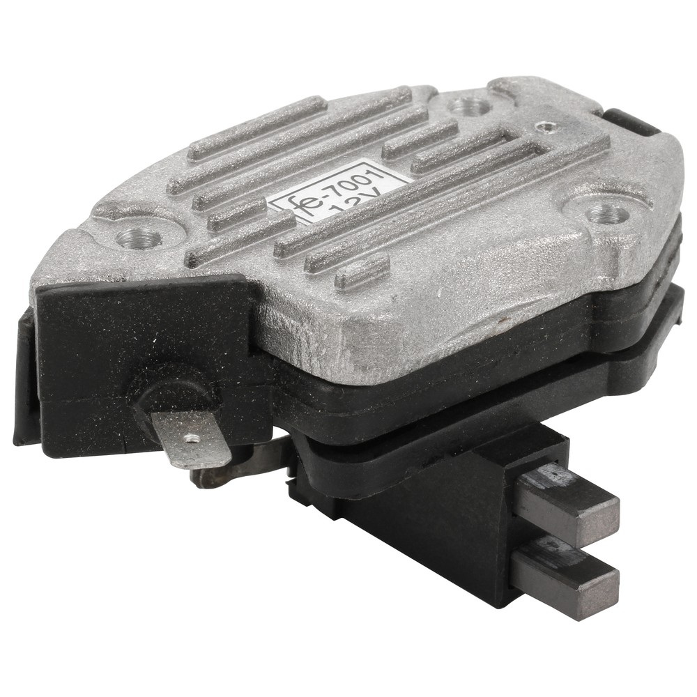 SPÄNNINGSREGULATOR ST0210, ST0215