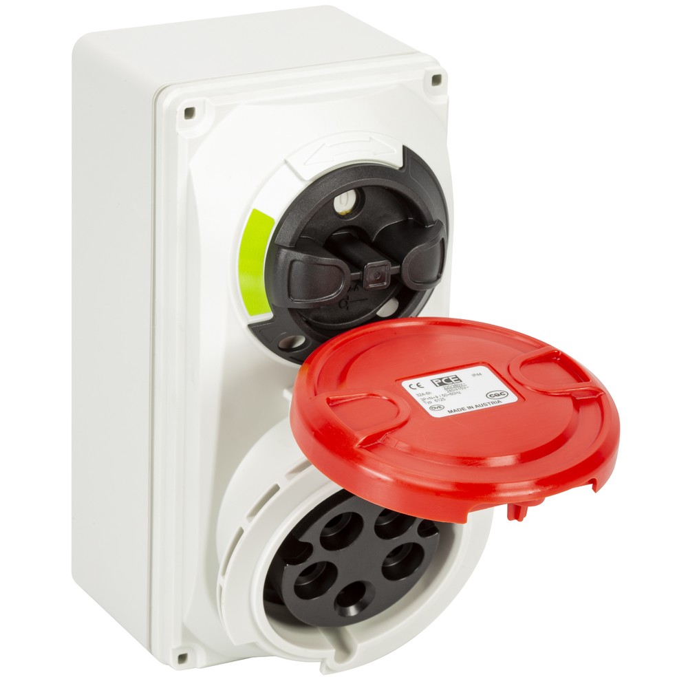 VÄGGUTTAG CEE 32A/400CEE 5-POL IP44