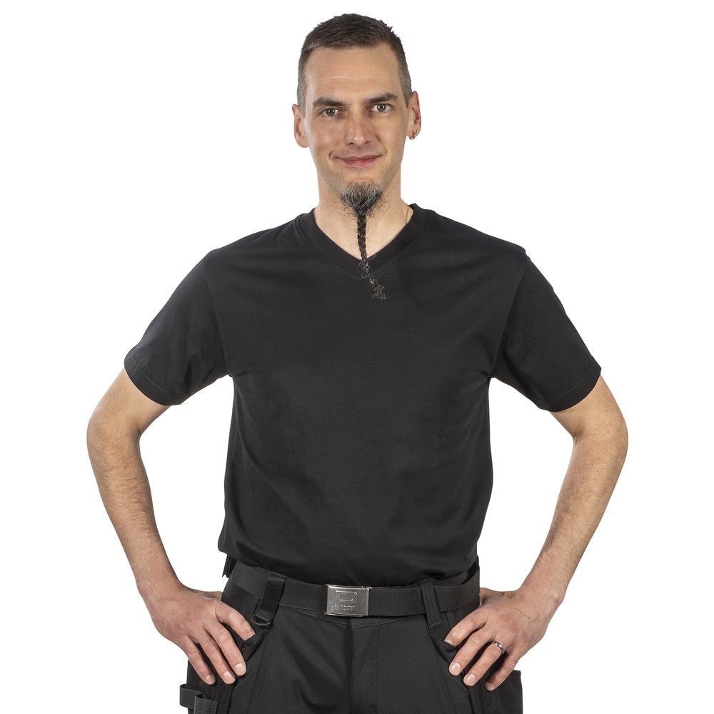 T-SHIRT XL RIEDEN SVART V-HALS