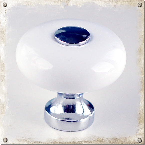Pomo de cocina pequeño blanco, cromado.