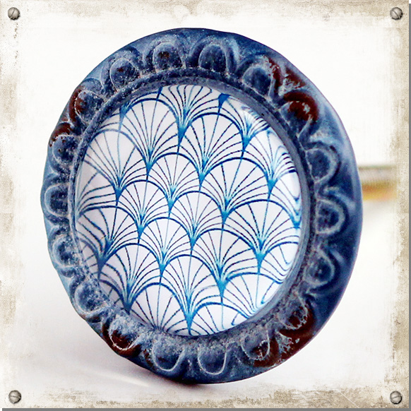 Metallknopp med glas, valv