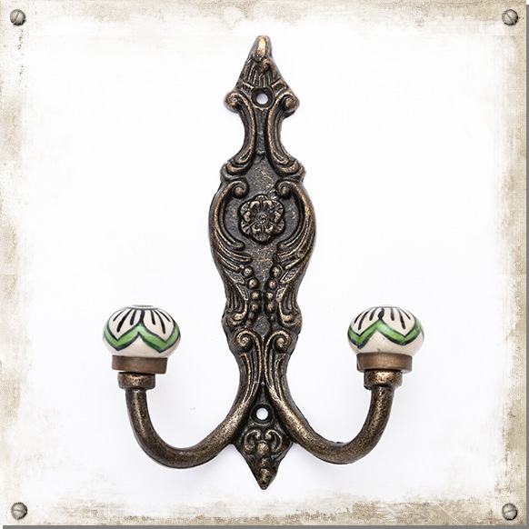 Kleiderbügel, Ebba-Lo