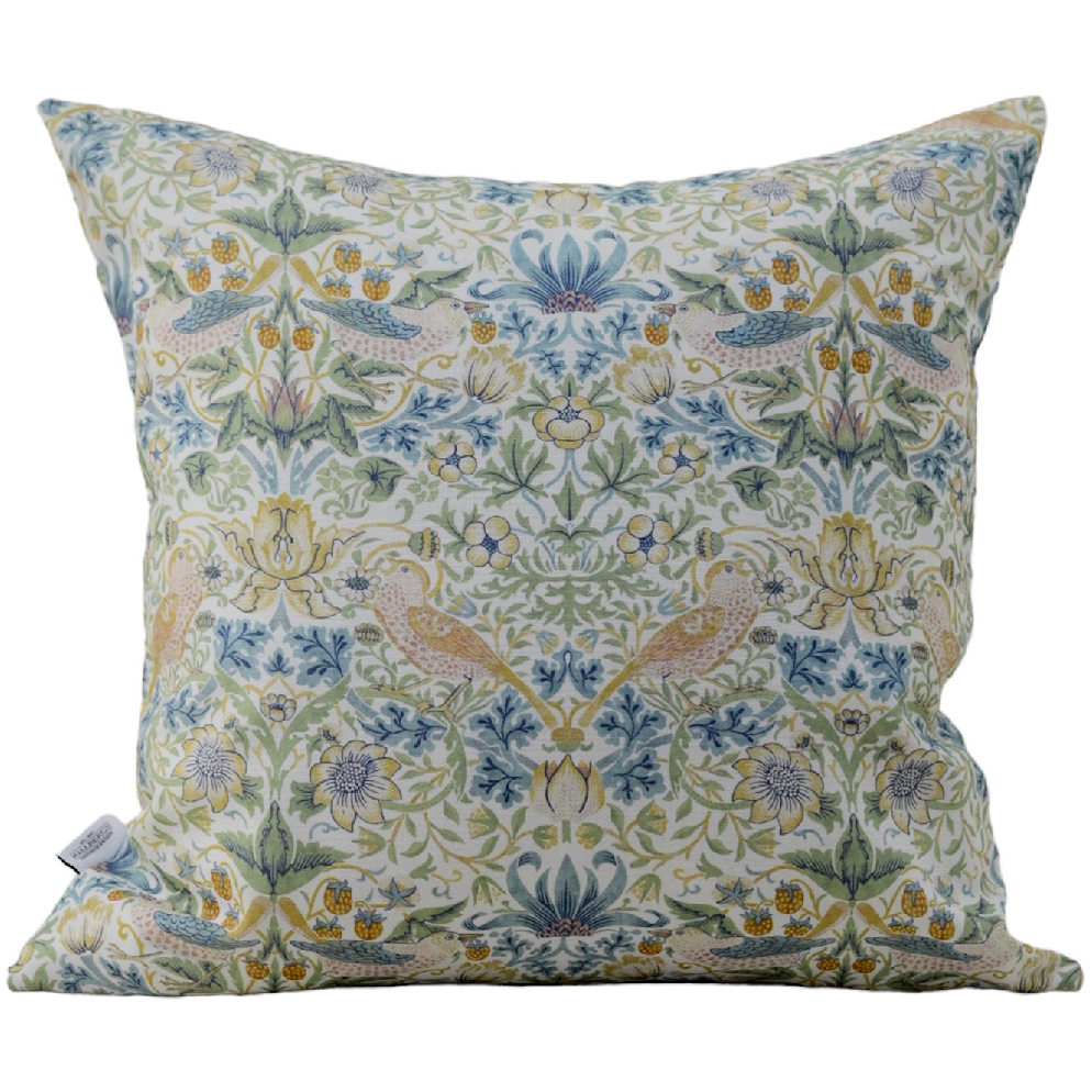 Kuddfodral Strawberry Thief Apple - William Morris