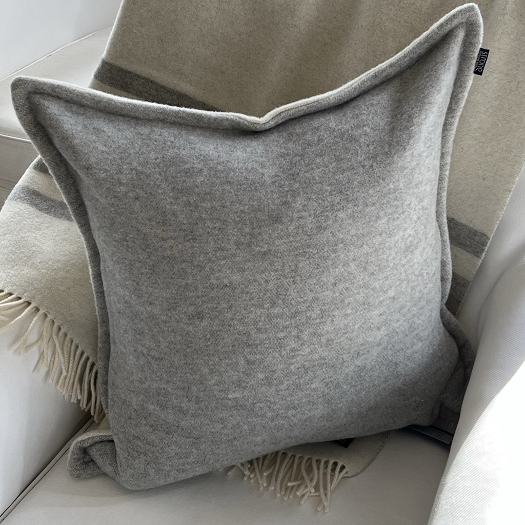 Kuddfodral Twin Color Grey Melange (lammull)