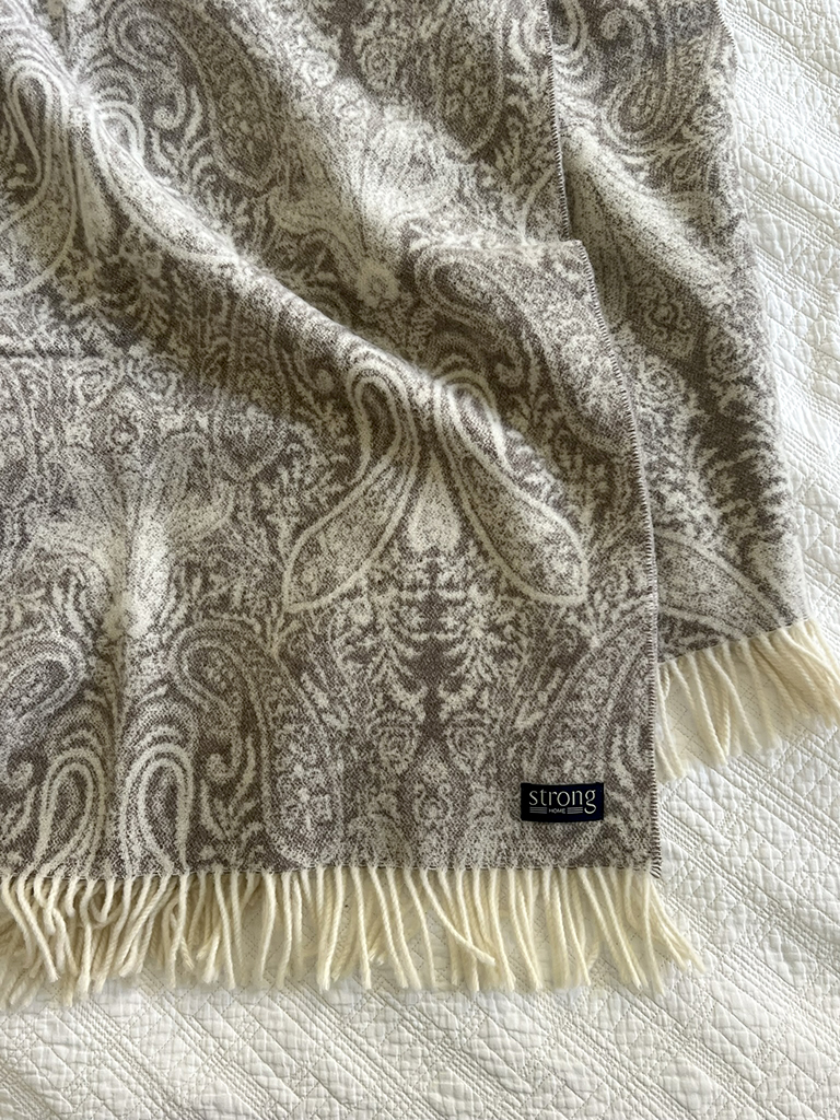 Paisley Taupe Melange Pläd