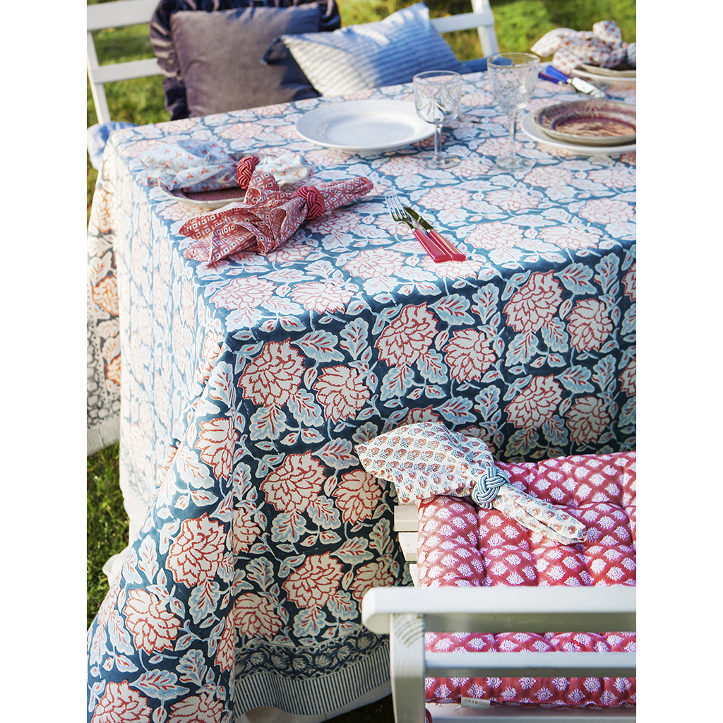Bomullsduk Dahlia Blue & Red - 4