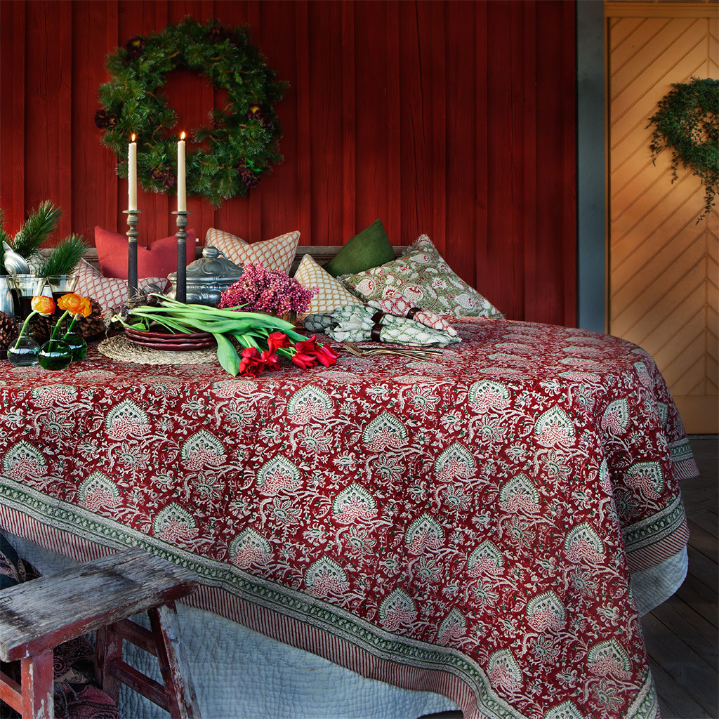 Linneduk Oriental Red - flera strl.