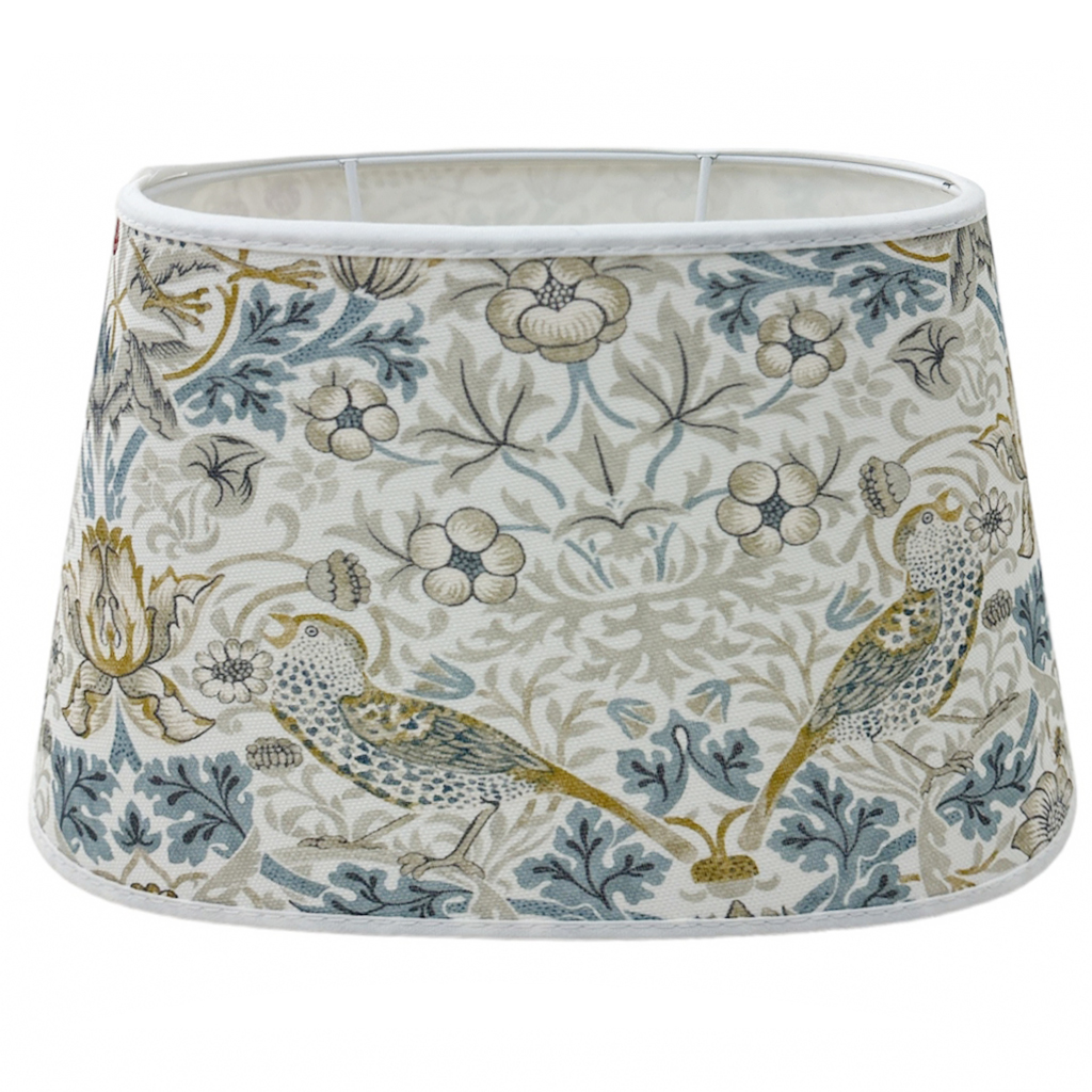 Lampskärm (oval) Strawberry Thief Linen - William Morris