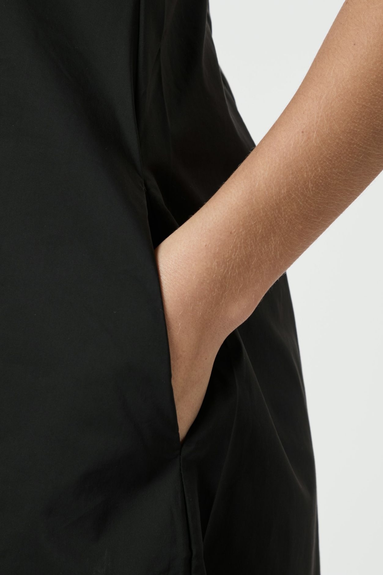 Neo Noir  - Illana Poplin Dress Black - 3