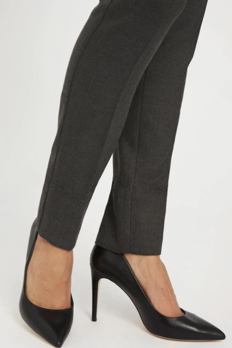 Five Units - Kylie 718 Dark Grey Shelby - 5