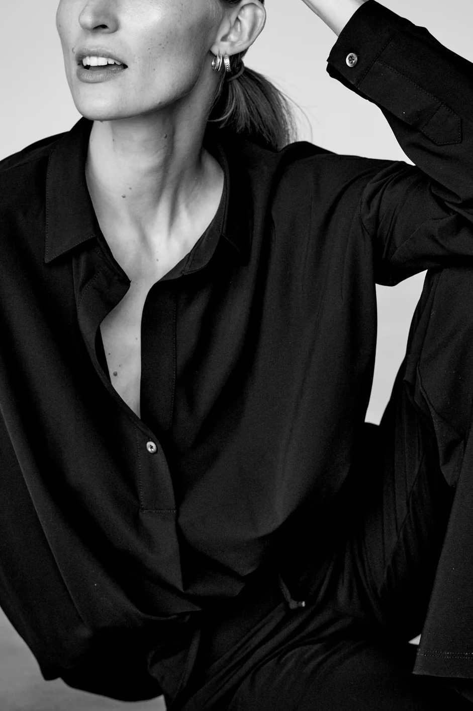 Penn & Ink NY - Magda Blouse Black - 2