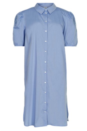 In Front - Jusephine Long Shirt Light Blue