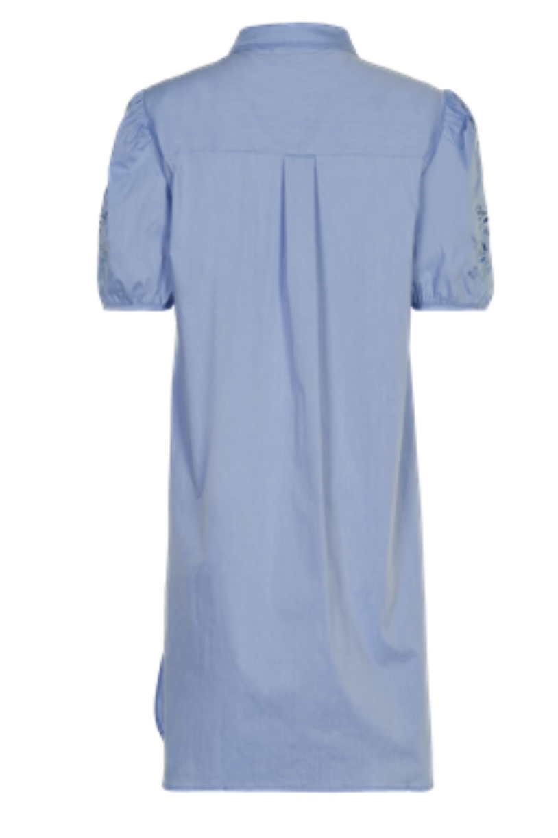 In Front - Jusephine Long Shirt Light Blue - 3