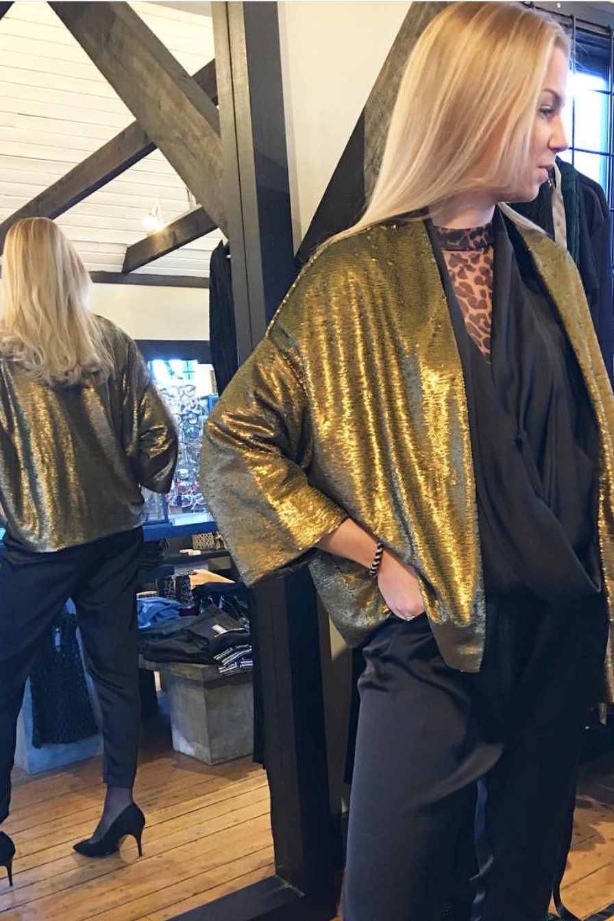 OttodÁme - Gold Jacket