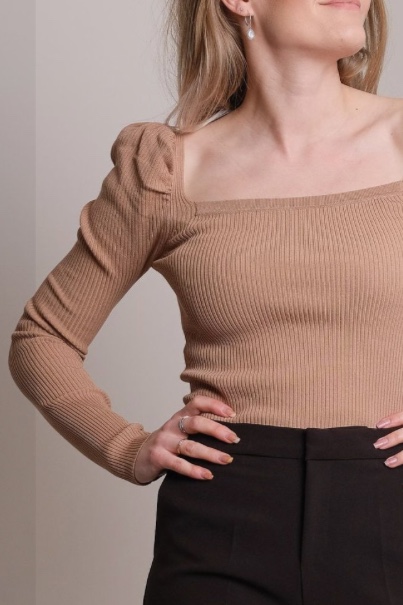 Neo Noir - Valerie Knit Camel - 2