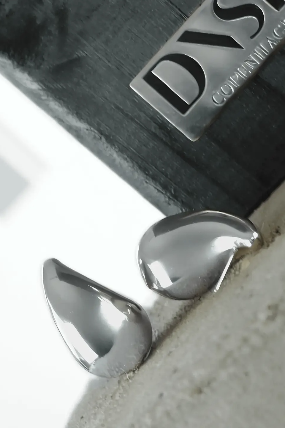 Dansk Copenhagen - Courage Waterproof Chunky Sphere Earring Silver Plating - 3