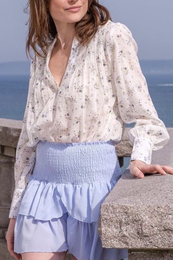 Neo Noir - Nellie Sprinkle Flower Shirt 