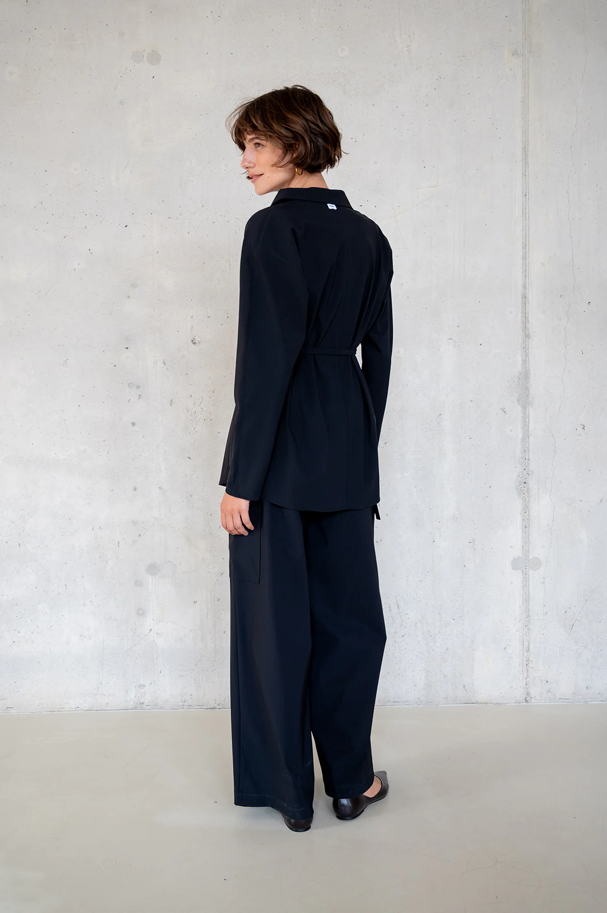 Penn & Ink NY -  Blazer Black - 4