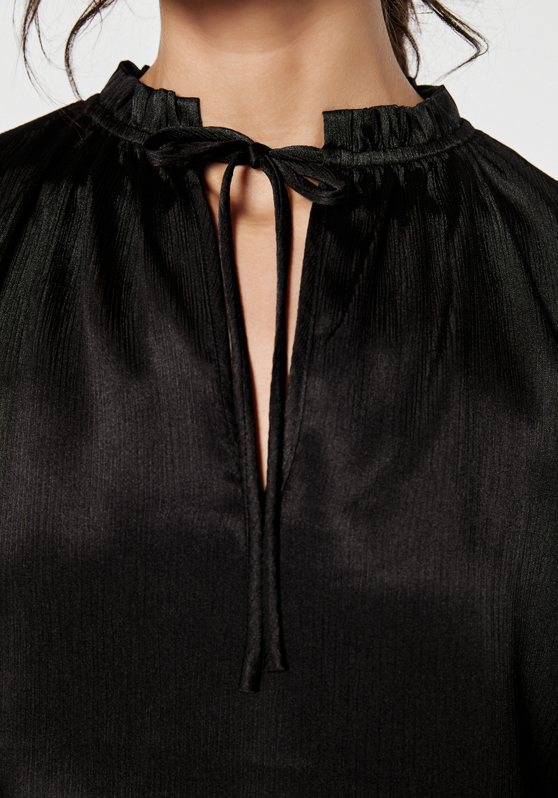 Rut & Cirkel - Maci Frill Neck Blouse Black - 4