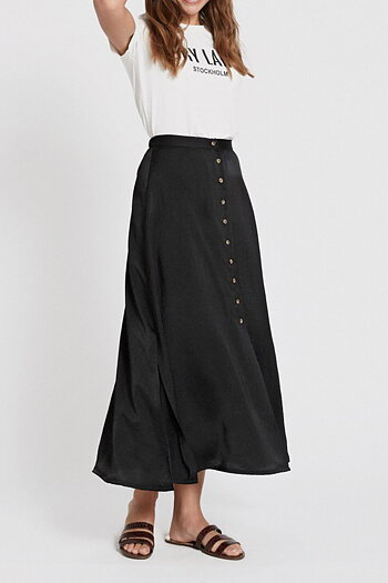 Dry Lake - Fallen Skirt 