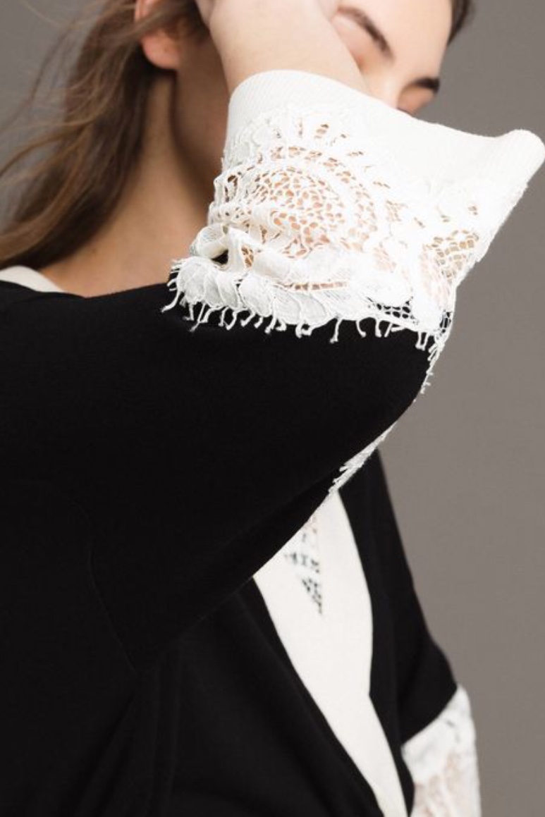 Twin Set - Two-Tone Cardigan With Lace - 4