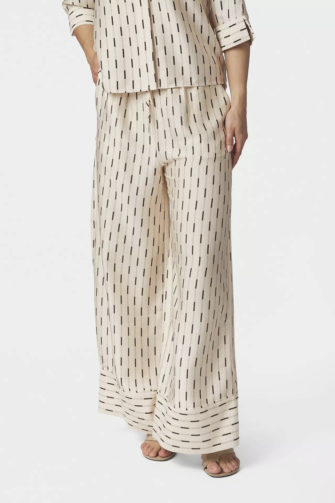 Neo Noir - Sora Print Pants Creme