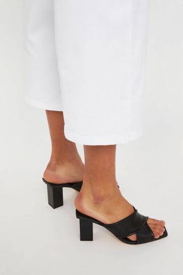 Five Units - Abby White Crop Jeans - 6