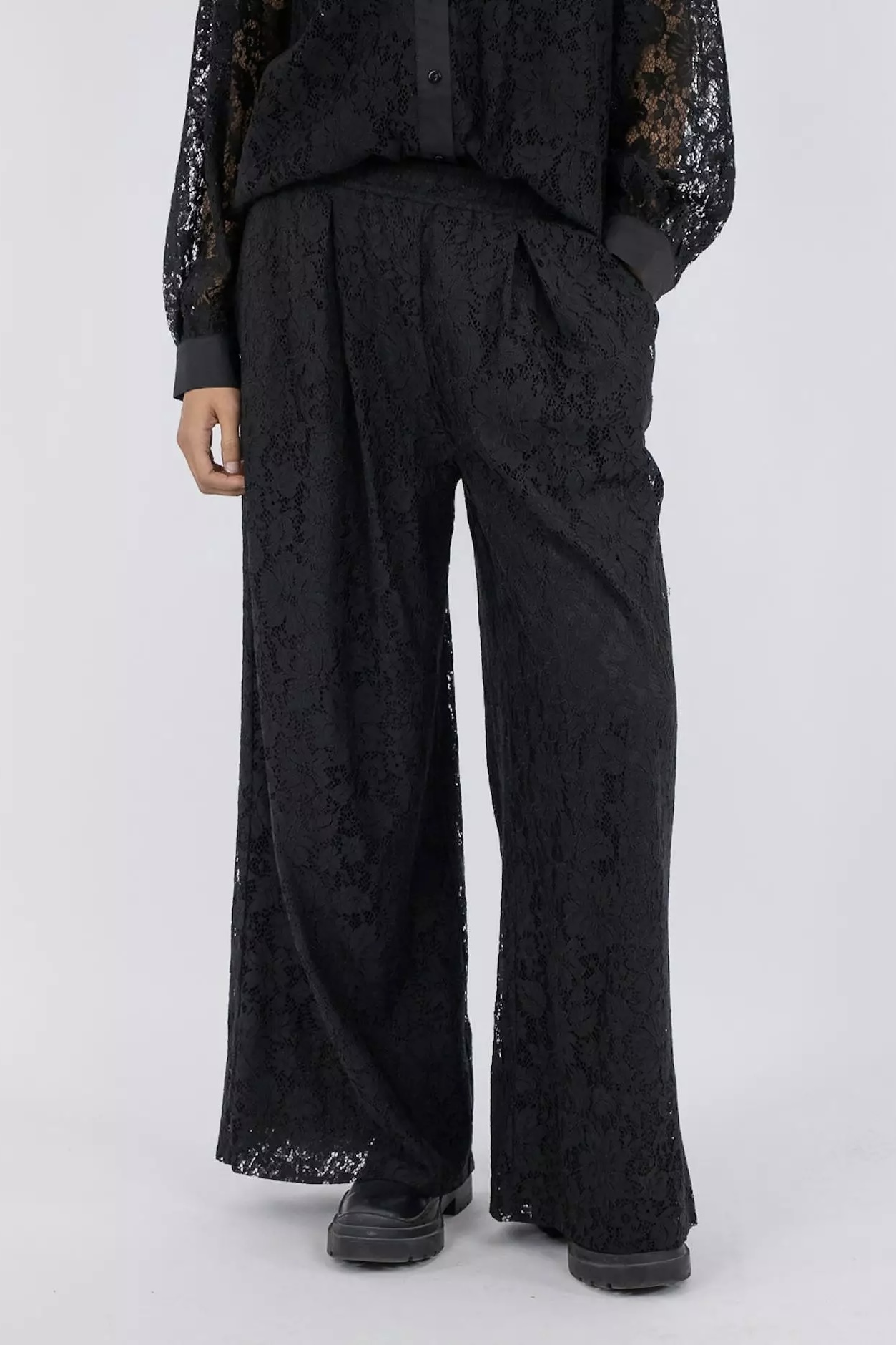 Neo Noir - Madison Lace Pants Black