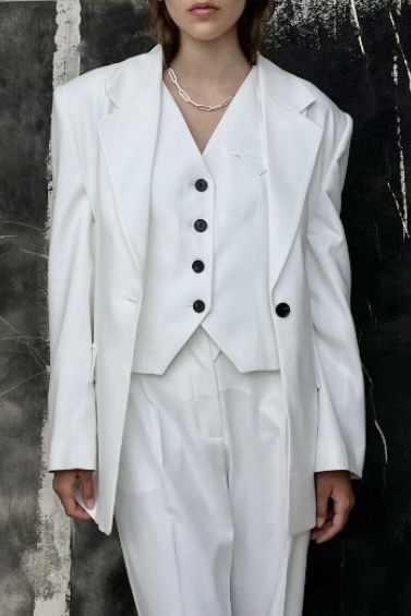 Leveté Room - Wesley 5 Blazer Star White - 5