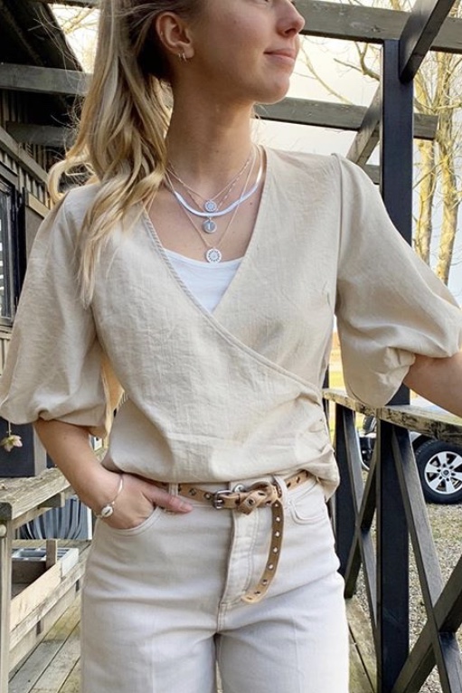 Neo Noir - Filippa Shirt Sand