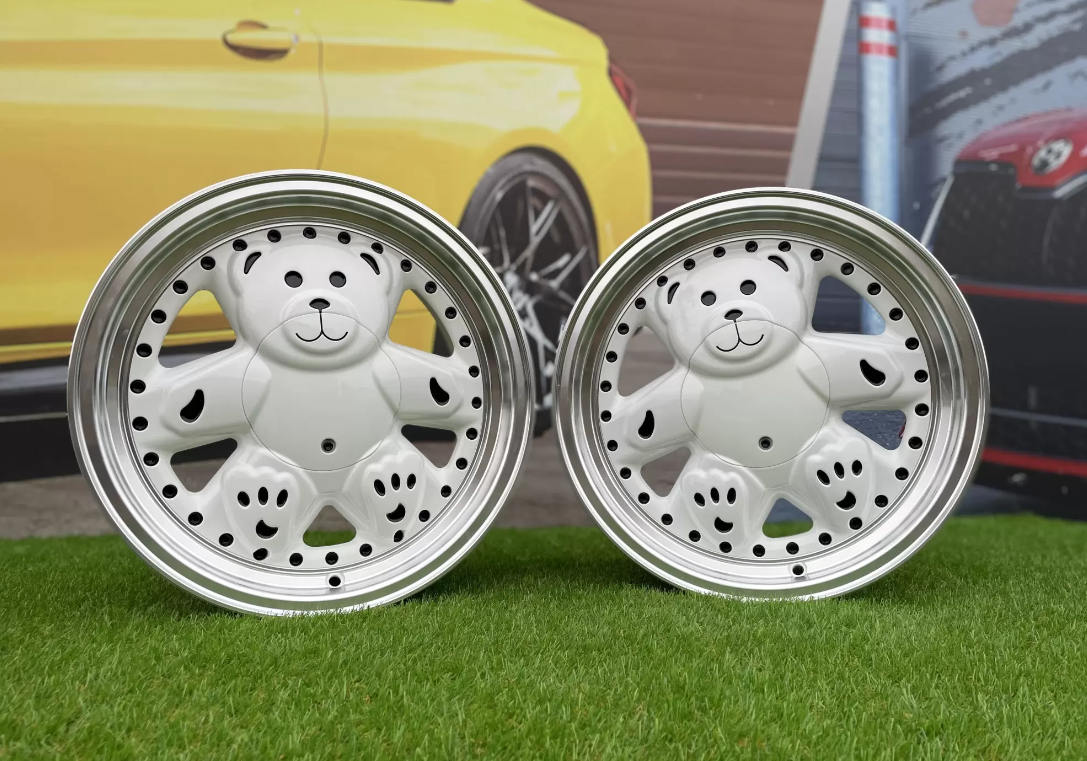 15" Teddy style White/polished 4x100
