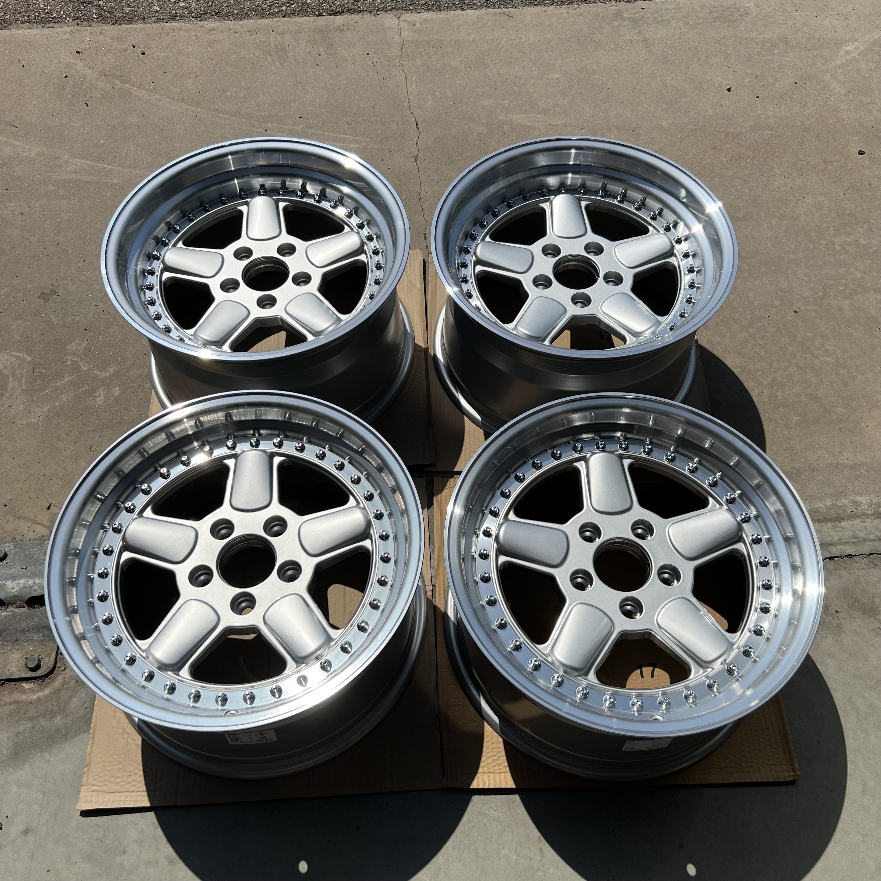17" ACS Silver/polished 5/120 - 2
